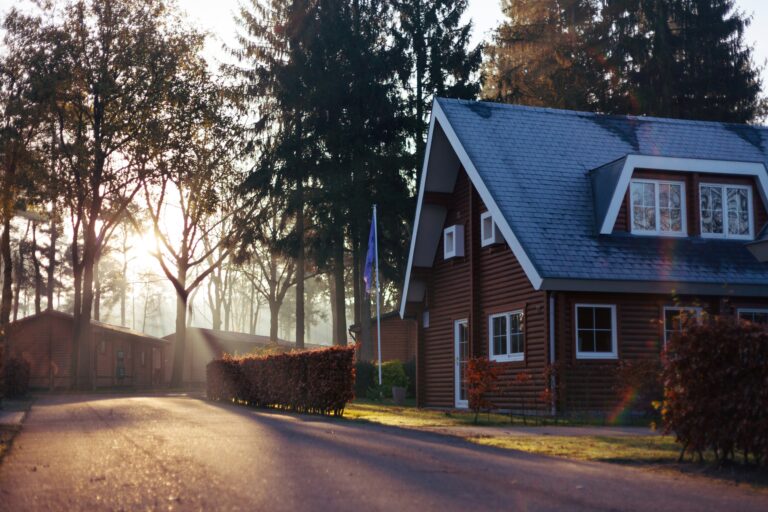 SIGNS YOUR HOME HAS NEGATIVE ENERGY – AND HOW TO FIX IT