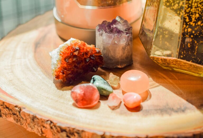 BEST CRYSTALS FOR MERCURY RETROGRADE: ASTROVAYU’S EXPERT GUIDE WITH PRIYANKA KAPIL